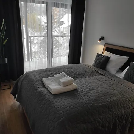 Apartment 9 Szklarski